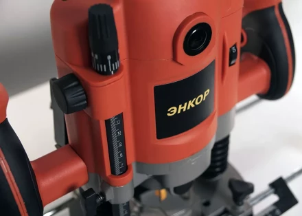 Фрезер ЭНКОР ФМЭ-1200/8Э  1/2 50260 купить в Урае