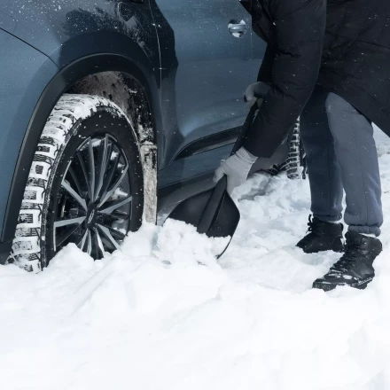 Лопата автомобильная Denzel, 230х290х690мм, сверхпрочный полиамид, 61670 купить в Урае