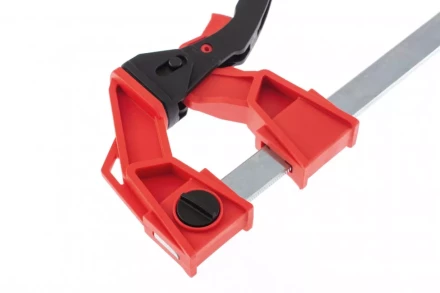 Струбцина реечная быстрозажимная усиленная пластиковый корпус рычажно-храповой механизм 500 х 100 х 661 мм штанга 5 х 22 мм Matrix 20729 купить в Урае