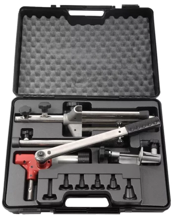 Пресс-инструмент ЗУБР &quot;ШиреФит&quot; ручной для развальцовки труб, в пластиковом кейсе, 14-32мм 51625 купить в Урае