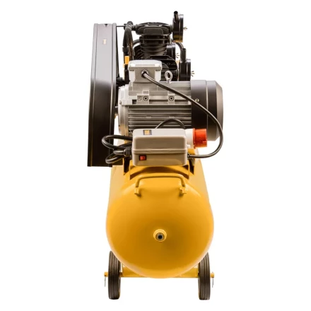 Компрессор воздушный BCW3000-T/100, ременный привод, 3.0 кВт, 100 литров, 520 л/мин Denzel 58118 купить в Урае