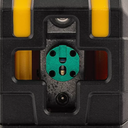 Лазерный уровень LX 03 Green, 30 м, 520 нм, резьба 1/4&quot; Denzel 35058 купить в Урае