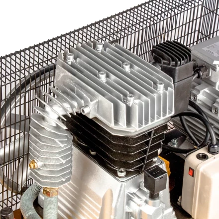 Компрессор масляный Denzel DR4000/200 ременный 58093 купить в Урае