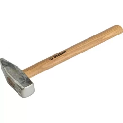 Молоток с рукояткой из ясеня, ЗУБР "МАСТЕР" 20015-10, кованый, 1000 г 20015-10