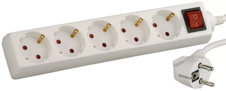 Удлинитель СВЕТОЗАР электрический с заземлением и выключателем, с защитными шторками, евро, 5 гнезд,5м SV-55055-5 купить в Урае