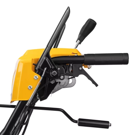 Бензиновая снегоуборочная машина Denzel SBM 610DT PRO, 212cc, гусеницы, эл.старт, блок. дифф. купить в Урае