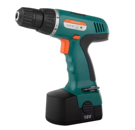 Аккумуляторная дрель-шуруповерт Sturm CD3018C купить в Урае