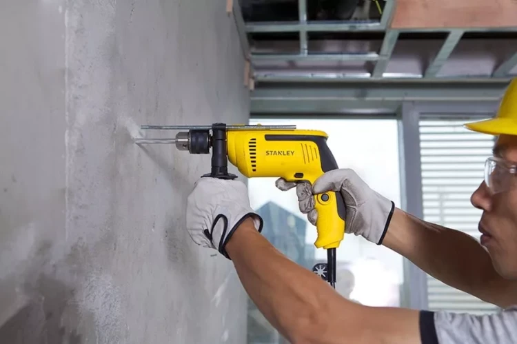 Дрель ударная Stanley SDH700 C купить в Урае