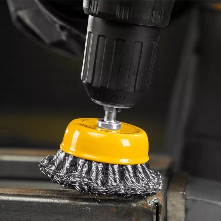 Щетка для дрели Denzel, 65 мм, Чашка, со шпилькой, нержавеющая крученая проволока 744643 купить в Урае