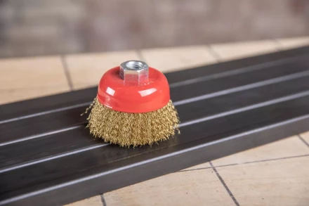 Кордщетка HAMMER чаша 85мм для УШМ гофрированная латунированная сталь (207-103) купить в Урае