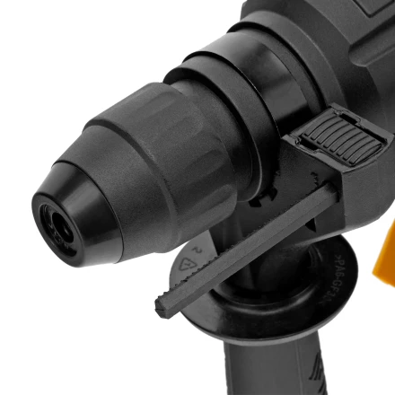 Перфоратор аккумуляторный BLRH-IB-26-0 Li-Ion, 18 В Denzel 26702 купить в Урае