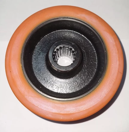 Колесо ведущее 140х55 для тележки гидравлической PPT18H/20Н 1011977 купить в Урае