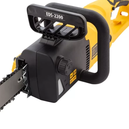 Пила цепная электрическая Denzel EDS-2200 2.2 кВт продольная шина 45 см шаг 3/8 паз 1.3 мм 62 звена 95619 купить в Урае