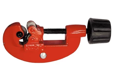 Труборез 3-28 мм MATRIX 78720 купить в Урае