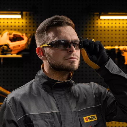 Очки защитные открытые Denzel 89193, поликарбонатные, дымчатая линза, 2х комп.дужки купить в Урае