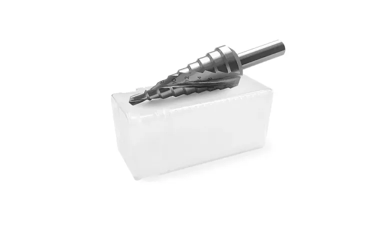 Ступенчатое сверло MESSER со спиральной канавкой. Диаметр 4-20 мм. Ступеней 9. купить в Урае