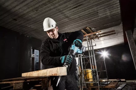 Аккумуляторная сабельная пила Makita XGT JR001GZ (без АКБ и ЗУ) купить в Урае