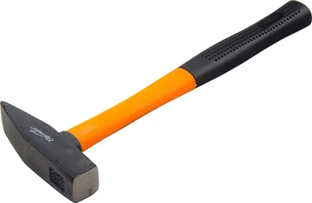 Молоток слесарный 700 г фибергласовая обрезиненная рукоятка SPARTA 10377 купить в Урае