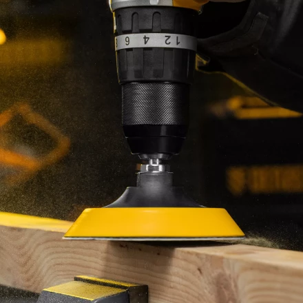 Тарелка опорная для дрели и УШМ с липучкой, 115 мм, мягкая, с адаптером c М14 на d8 Denzel 76247 купить в Урае