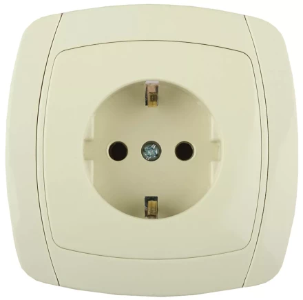 Розетка СВЕТОЗАР &quot;CITY LIGHT&quot; одинарная в сборе, с заземлением, цвет бежевый, 16А/~250В SV-54205-B купить в Урае