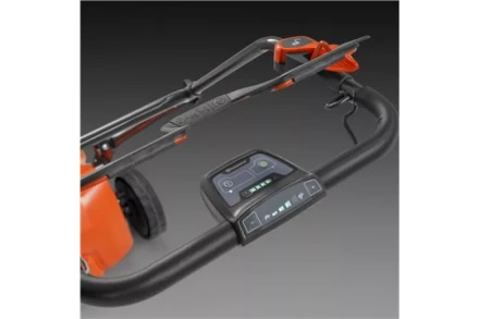 Аккумуляторная газонокосилка, самоходная Husqvarna LC347iV купить в Урае