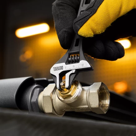 Ключ разводной Denzel, 150 мм, CrV, кованый 15747 купить в Урае