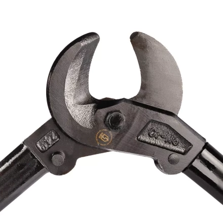 Ножницы для резки кабеля с ленточной броней КВТ НК-50  до 50 мм (101858) купить в Урае