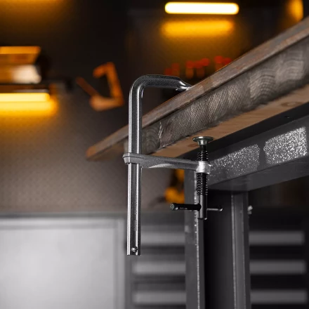 Струбцина F-образная Denzel, 80x200мм, кованая 20465 купить в Урае