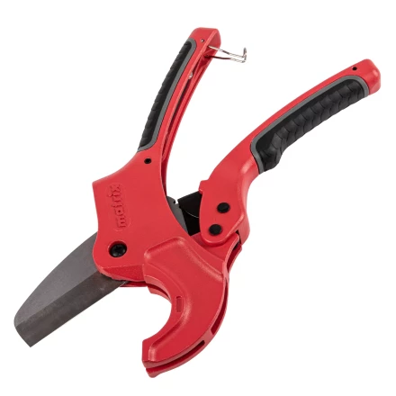 Ножницы для резки изделий из ПВХ, D до 42 мм, лезвие из нерж. стали, автоматич. Matrix 78411 купить в Урае