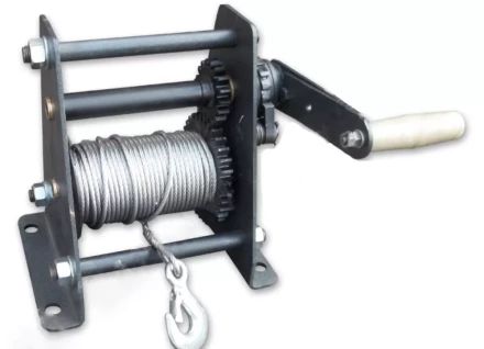 Лебедка ручная TOR ЛР-0,25 25 м 1004664 купить в Урае