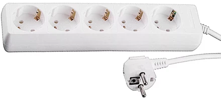 Удлинитель СВЕТОЗАР электрический с заземлением, евро, 5 гнезд, 3м SV-55053-3 купить в Урае