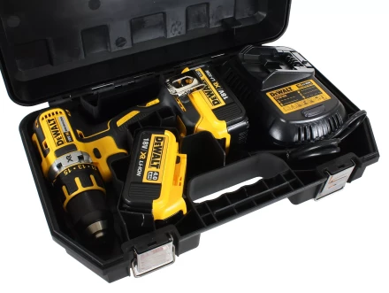 Аккумуляторная дрель шуруповерт DeWalt DСD 790 P2 купить в Урае