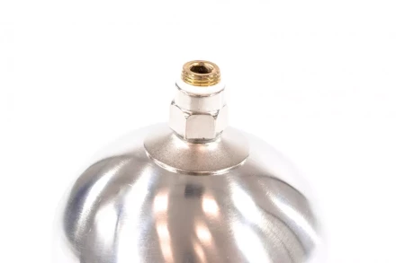 Пневматический краскопульт с верхним бачком V=1,0 л + сопла диаметром 1.2, 1.5 и 1.8 мм  MATRIX 57315 купить в Урае