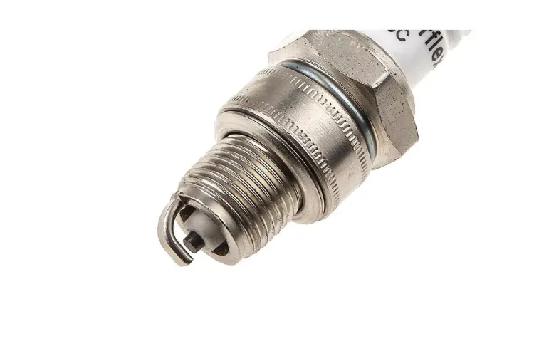 Свеча зажигания HAMMER E6C купить в Урае