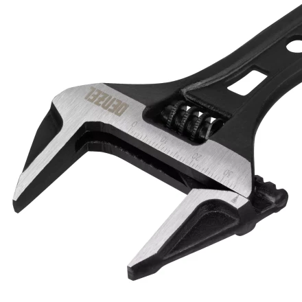 Ключ разводной Denzel 135 мм, CrV, кованый, укороченная рукоятка 15752 купить в Урае