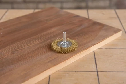 Кордщетка HAMMER плоская 50мм для дрели гофрированная латунированная сталь (207-205) купить в Урае