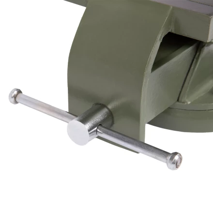 Тиски слесарные Сибртех 18619, 125 мм, стальные, поворотные купить в Урае