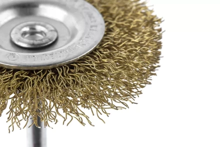 Кордщетка HAMMER плоская 63мм для дрели гофрированная латунированная сталь (207-206) купить в Урае