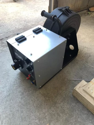 Полуавтоматический сварочный аппарат инверторный Ресанта САИПА-350 купить в Урае