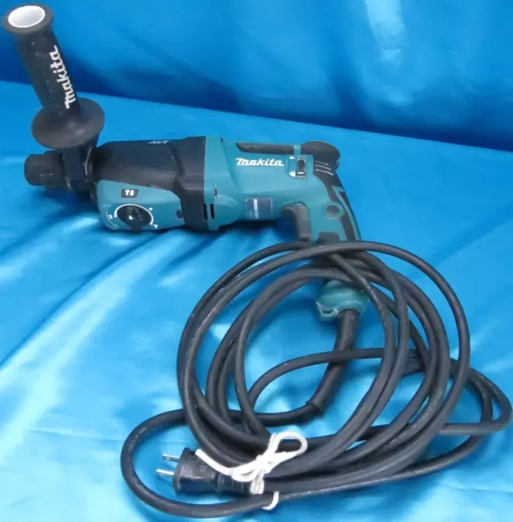 Перфоратор  MAKITA HR 2631FT купить в Урае