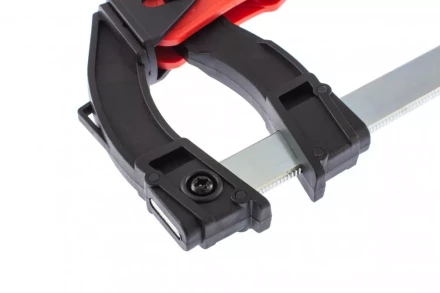 Струбцина реечная быстрозажимная пластиковый корпус рычажно-храповой механизм 100 х 90 х 195 мм штанга 5 х 20 мм Matrix 20734 купить в Урае