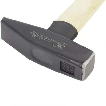 Молоток слесарный 600 г квадратный боек деревянная рукоятка MTX 102339 купить в Урае