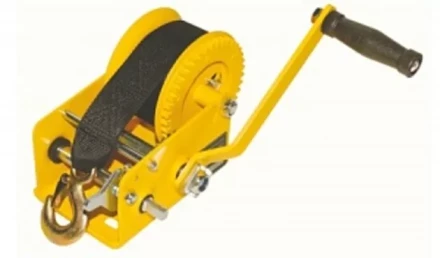 Лебедка ручная LRB 2000, 907 кг, лента 10 м. LB купить в Урае