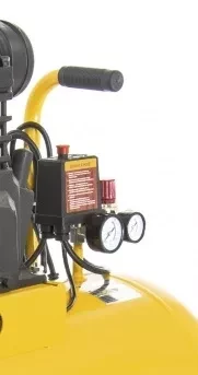 Компрессор масляный поршневой ременной  DENZEL PC 2/100-400 Х-PRO 58074 купить в Урае