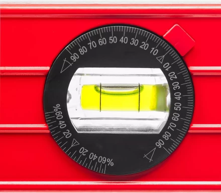Уровень коробчатый усиленный MIRAX, фрезерованная поверхность, утолщенный профиль, 3 противоударных ампулы (1 поворотная на 360 град), с ручками, 80 см 34603-080 купить в Урае