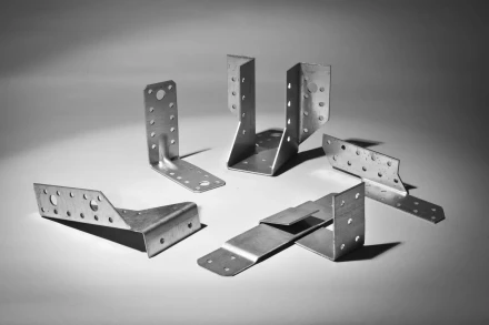 Крепежный угол ЗУБР &quot;МАСТЕР&quot; равносторонний, 50х100х100мм, 50 шт 310205-050-100 купить в Урае