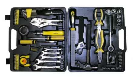 Набор инструмента 67 предметов пластиковый кейс 57053 купить в Урае