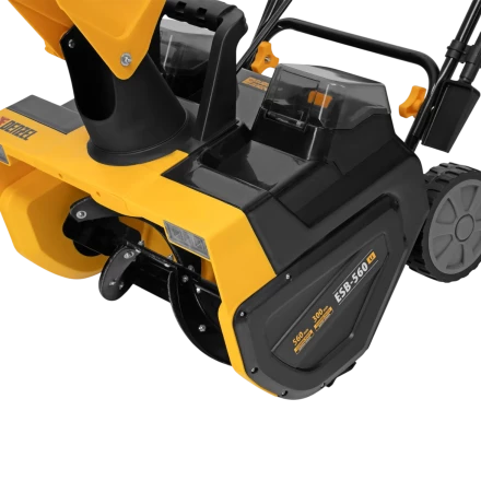 Снегоуборочная машина аккумуляторная, ESB-560Li, 560 мм, 40В, 2 АКБ 5 Ач, ЗУ, метал. шнек Denzel 97639 купить в Урае