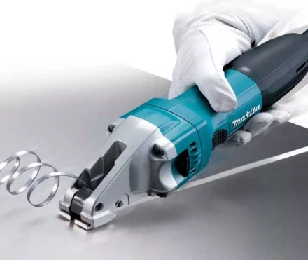 Шлицевые ножницы по металлу Makita JS1601 купить в Урае