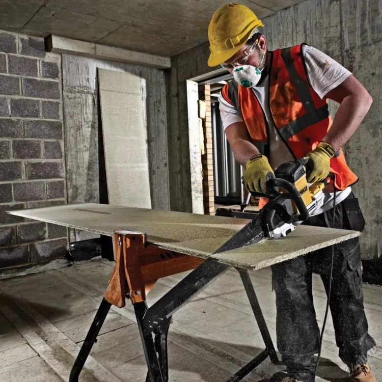 Алигаторная пила DeWalt DWE 396 купить в Урае